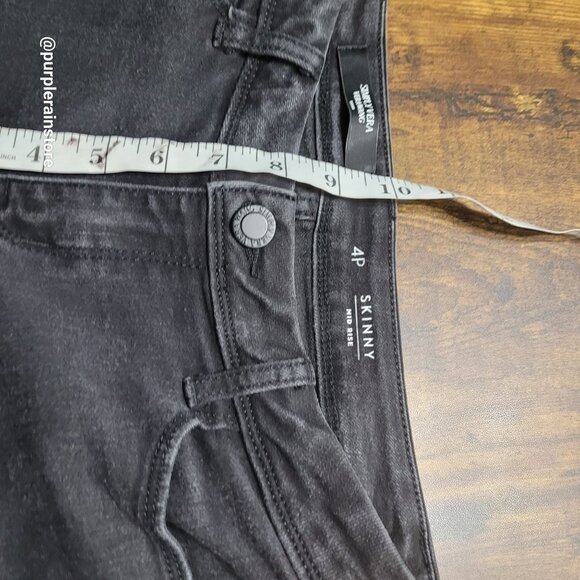 Simply Vera Wang Jeans Size 4P Mid Rise Black Wash Stretch Denim - Picture 9 of 12